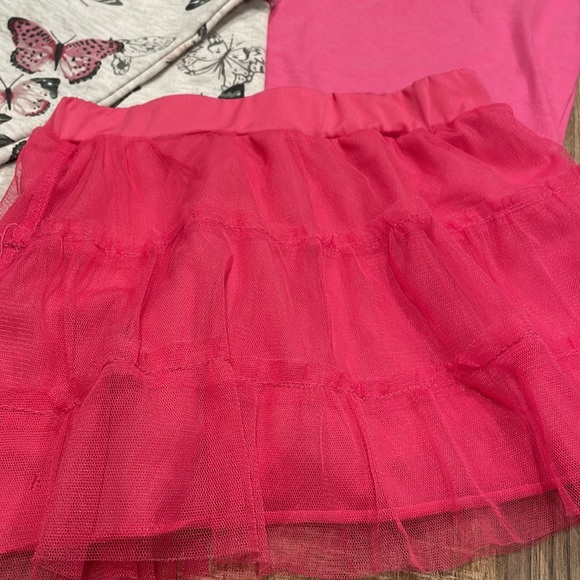 🟢 BUNDLE SALE 2 for $20 - 6-8 Years BUNDLE - Picture 4 of 7